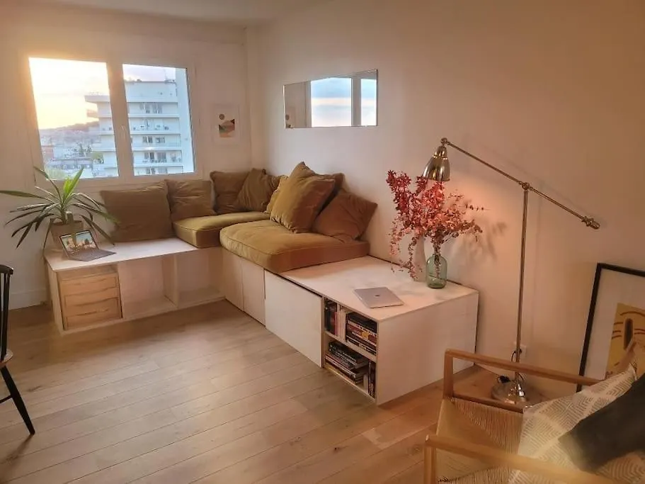 Loft En Dernier Etage Proche Des Buttes Chaumont Apartment Paris